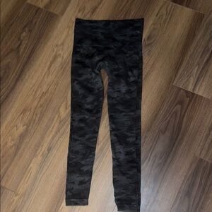 SPANX Black and Gray Leggings High-Waisted Stretch